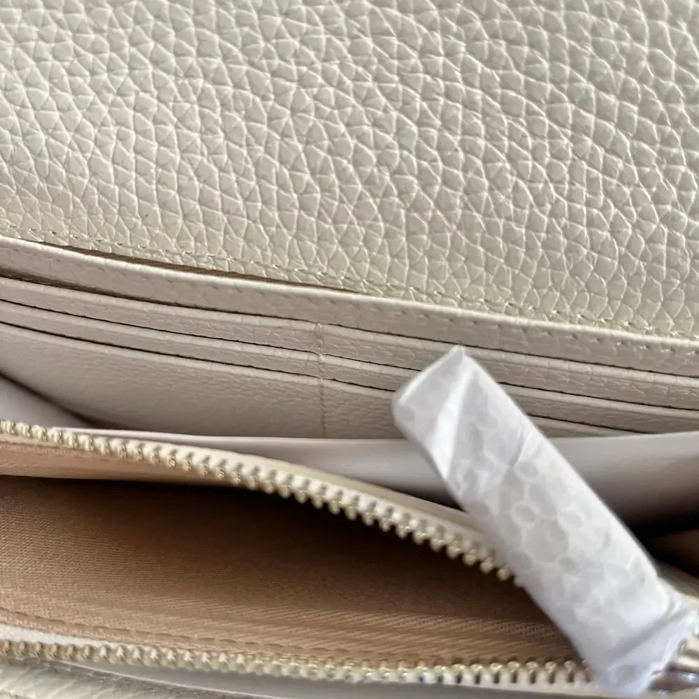 Oroton avalon clutch